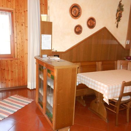 Apartmán Casa Elda Isolaccia Exteriér fotografie