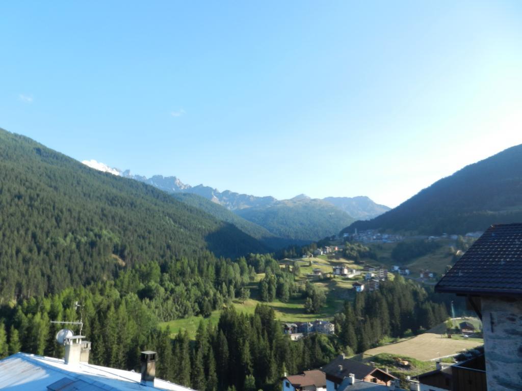 Apartmán Casa Elda Isolaccia Pokoj fotografie