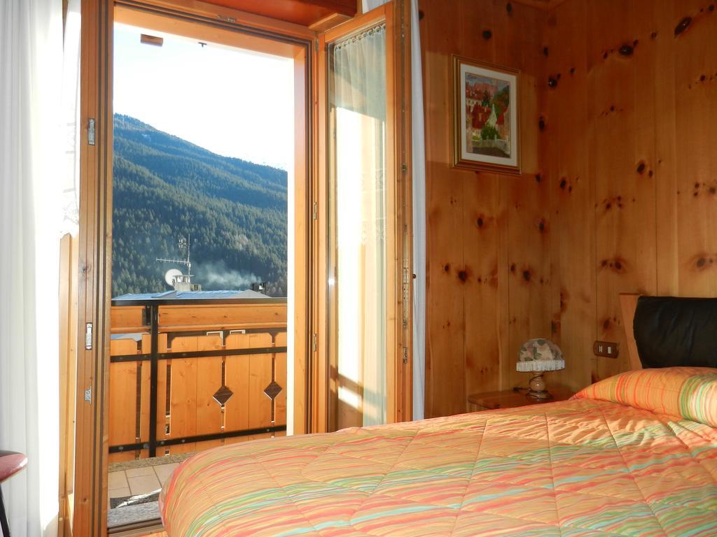 Apartmán Casa Elda Isolaccia Exteriér fotografie